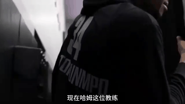 莱万多夫斯基遭遇七持续失利，湖人教练压力巨大！