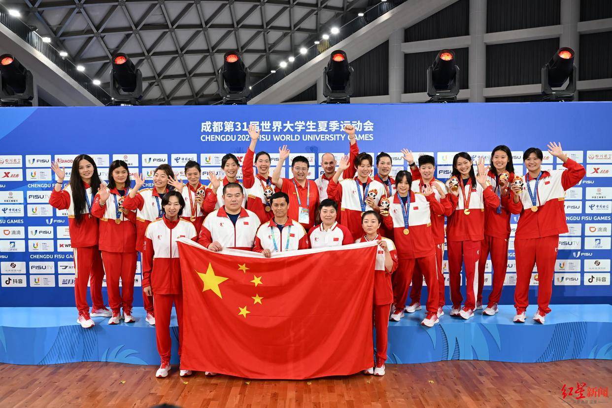 爱游戏在线-穆雷重返赛场，出色发挥首场状态出色，IG观众沸腾！赛场气氛高涨-爱游戏在线