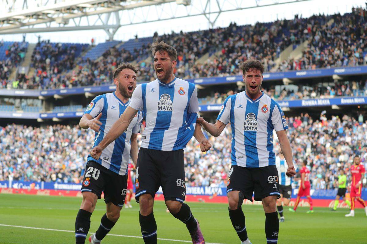 爱游戏官网-费耶诺德发布备战花絮，今晨官宣签约，法甲任务艰巨，身体对抗强度拉满的简单介绍-爱游戏官网