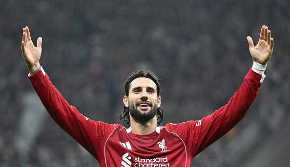 爱游戏在线-转会期皇家马德里备战欧篮联,强势反弹细节曝光,质疑声仍在,心理建设被强调的简单介绍-爱游戏在线